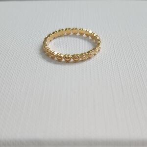 Elegant Gold-Tone Women's Ring